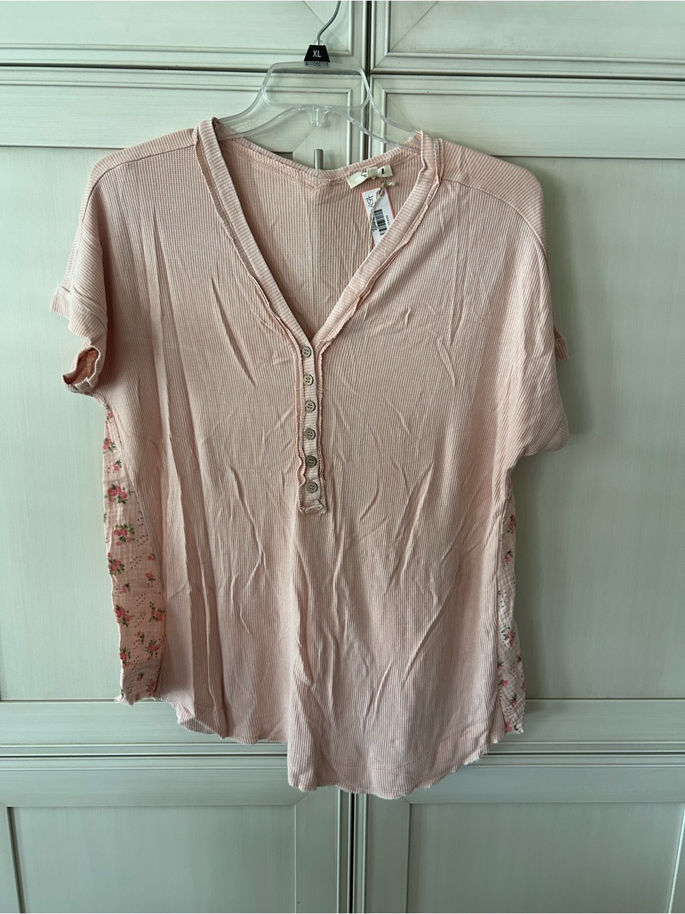 easel Blush Pink Short Sleeve Henley with Floral Side and Back Panels